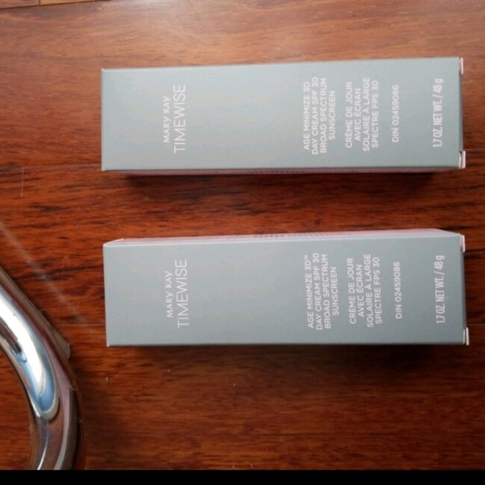 Mary Kay TimeWise Age Minimize 3D Day Cream, SPF 3